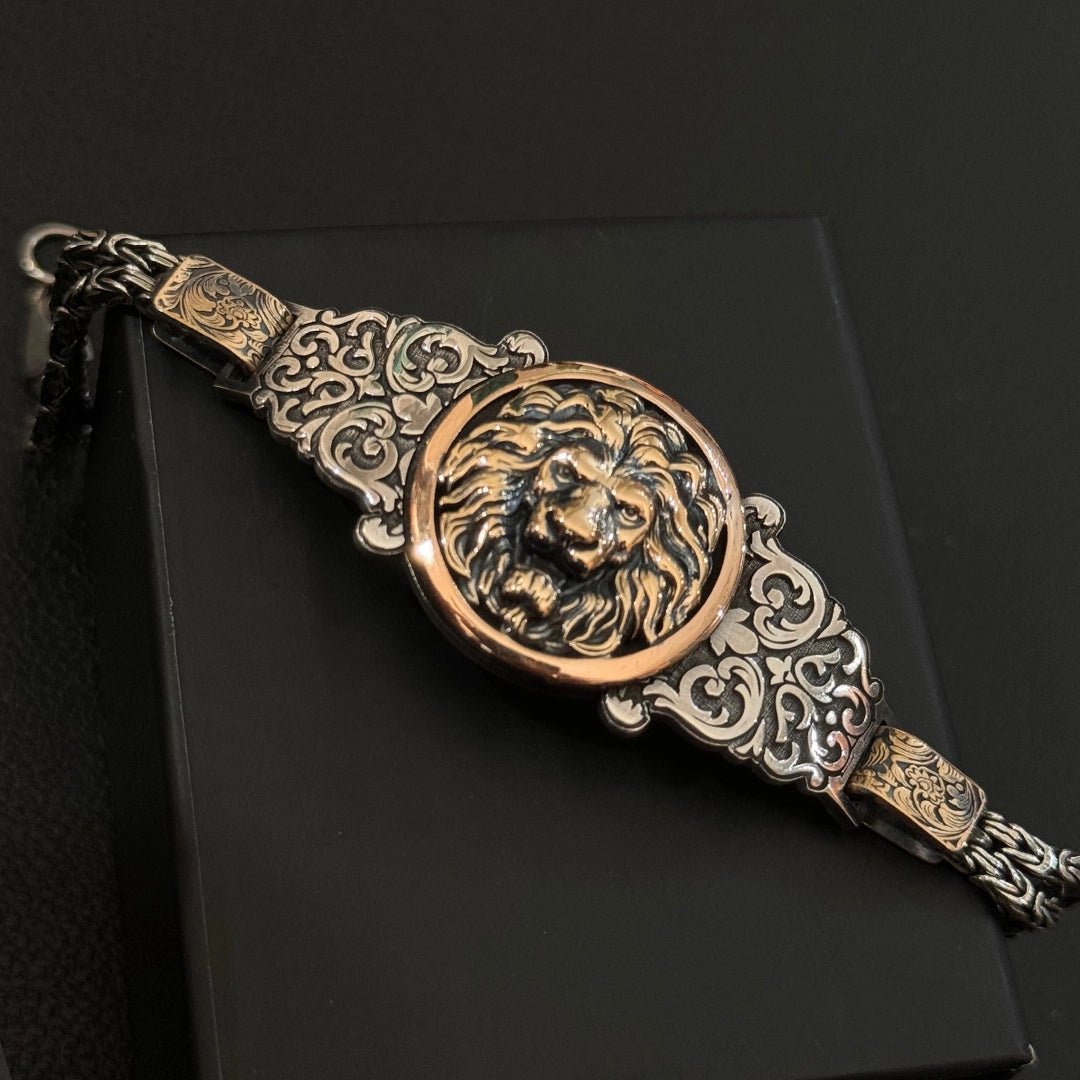 Silver Bracelet Featuring a Lion Motif - Silver Whisper