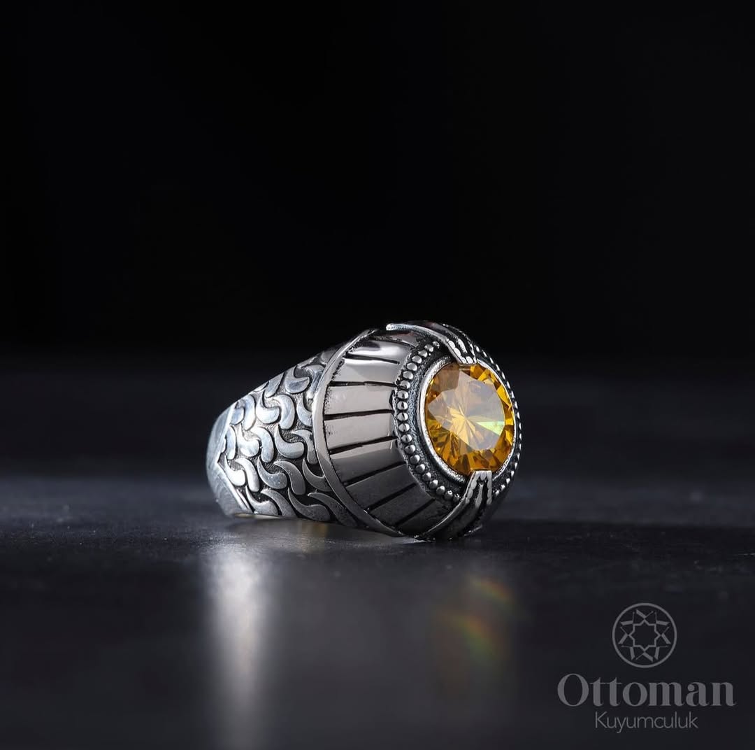STRIN STONE SILVER RING - Silver Whisper